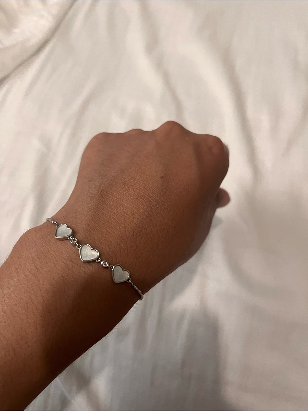 Silver Heart Link Bracelet - White Hearts